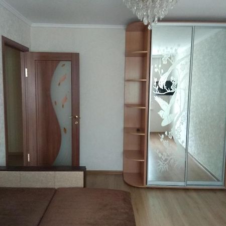 2-Х Комнатная Квартира Odesa Exterior photo